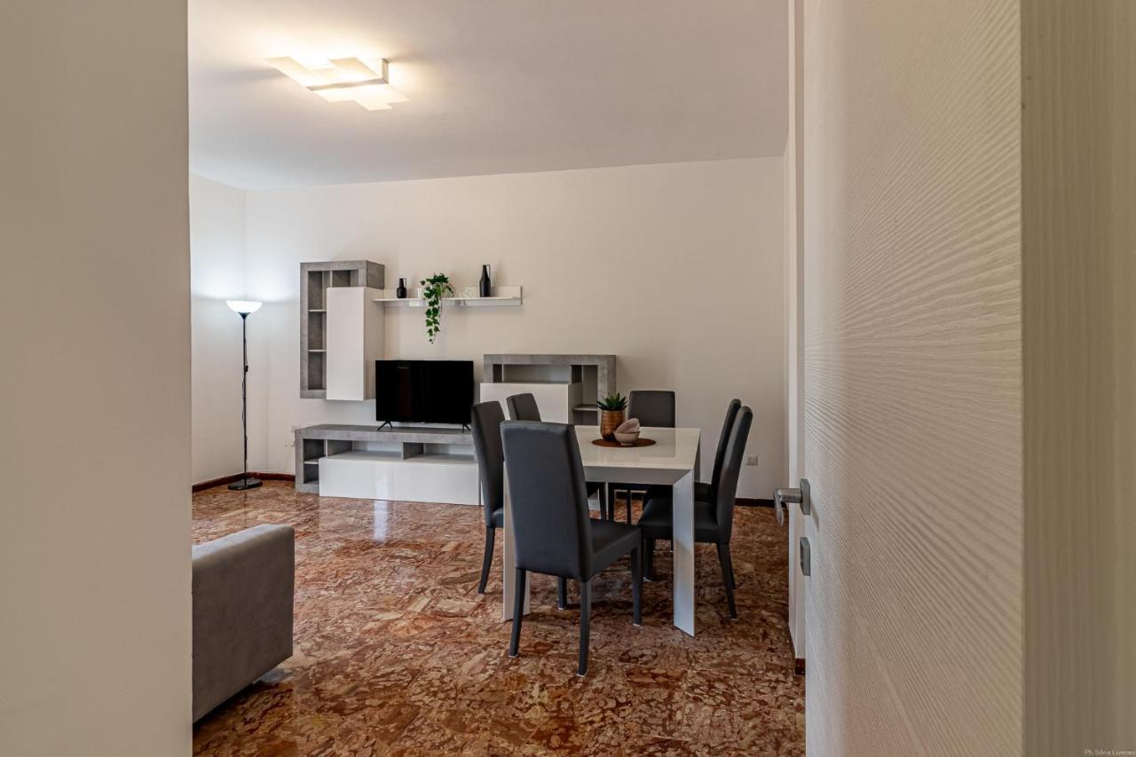 Fiera Di Ferrara Huge Apartment X7! Dış mekan fotoğraf